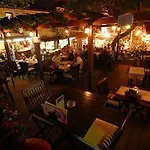Akdeniz 아파트호텔 3*