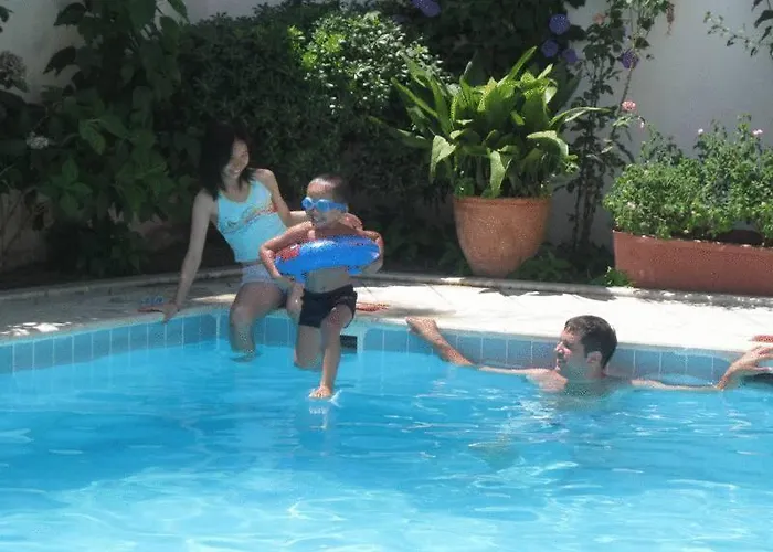 Akdeniz Lägenhetshotell Kusadası